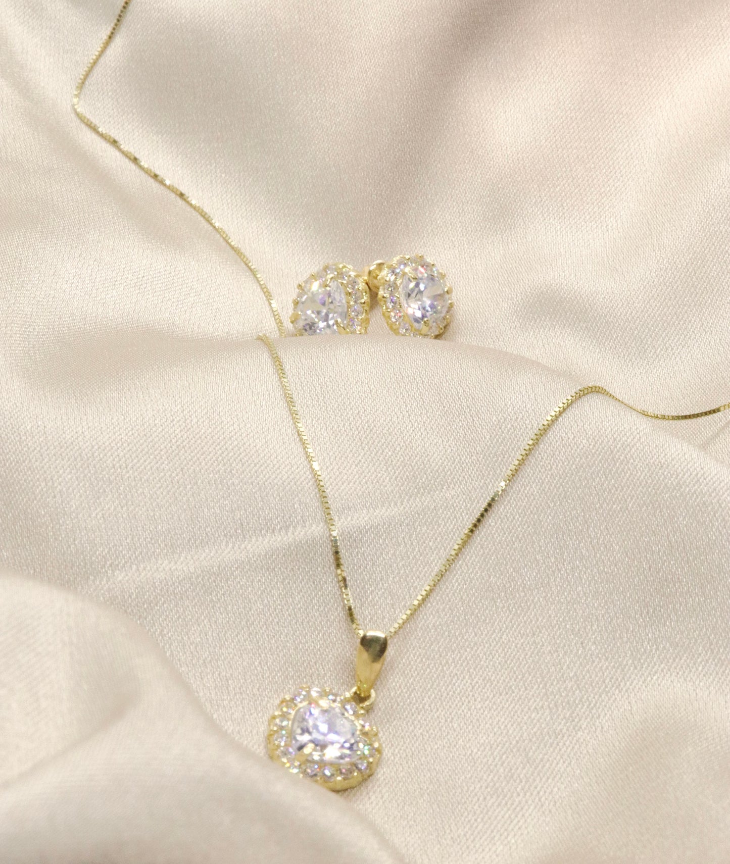 14k Yellow Gold, CZ Pear Cut Diamond Necklace and Earrings Set